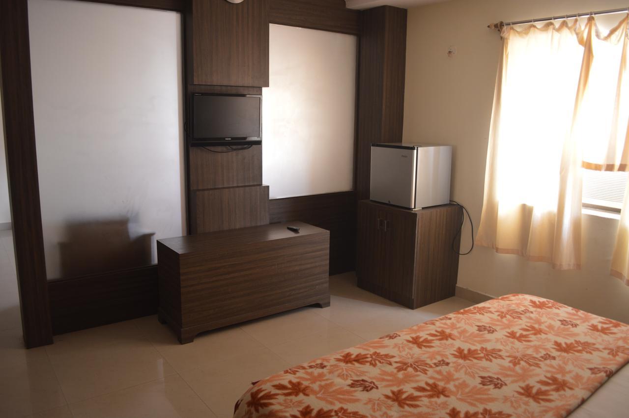 Hotel City Palace Brahmapur Δωμάτιο φωτογραφία